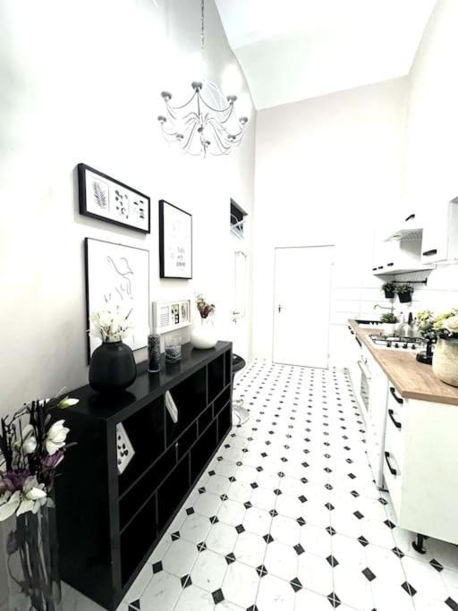 L3 City Centre Stylish Flat Ac Βουδαπέστη Εξωτερικό φωτογραφία